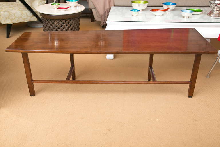 1950's trapezoid coffee table in all original condition. Designed by Edward Wormley and manufactured by Dunbar Furniture.