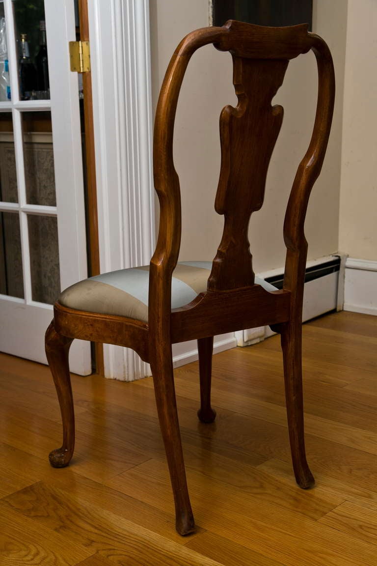 antique queen anne chairs