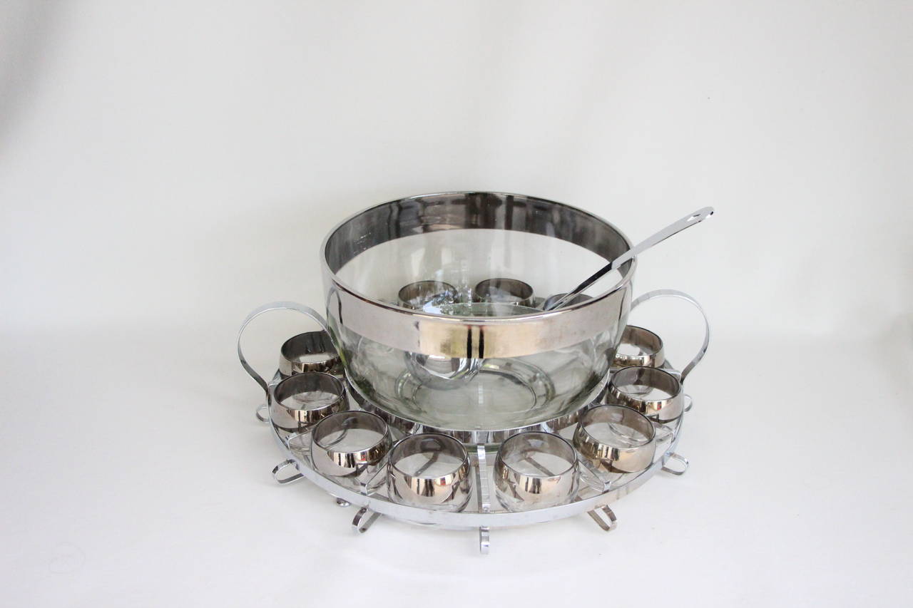 Dorothy Thorpe Punch Bowl and Glass Set 2