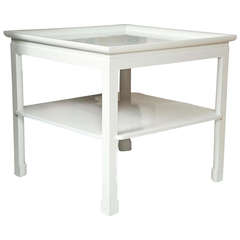 Mid-Century Table in White Lacquer