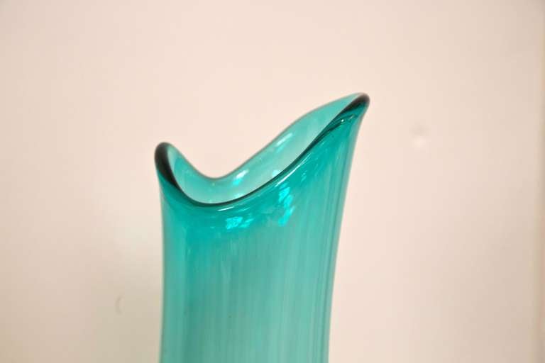 American Mid-Century Viking Turquoise Glass Vase