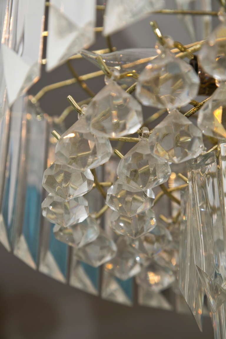 Late 20th Century Mid-Century Tiered Lucite Chandelier