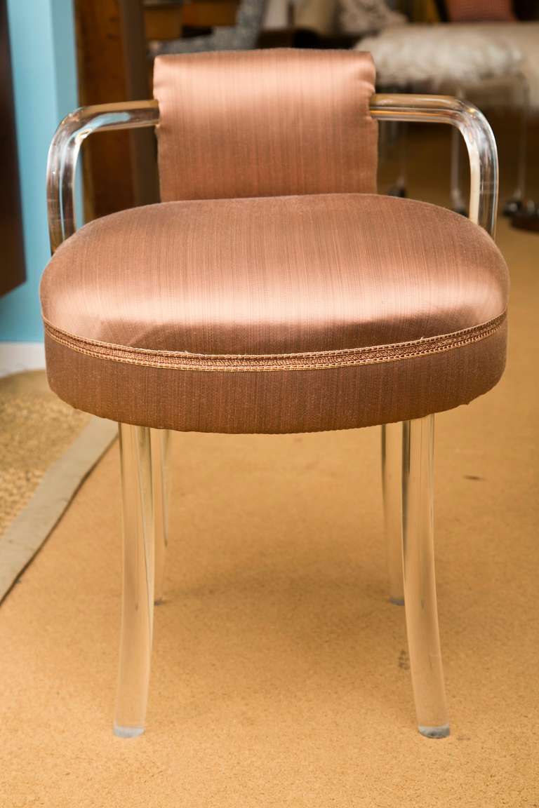 Mid-Century Modern Vintage 1960's Lucite Swivel Chair