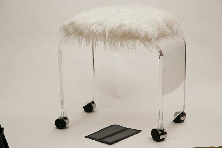 Vintage Lucite Vanity Stool at 1stDibs | lucite vanity bench, vintage ...