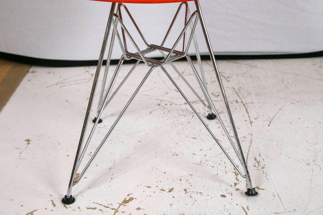 Contemporary Molded Plastic Wire-Base Side Chair by Charles and Ray Eames