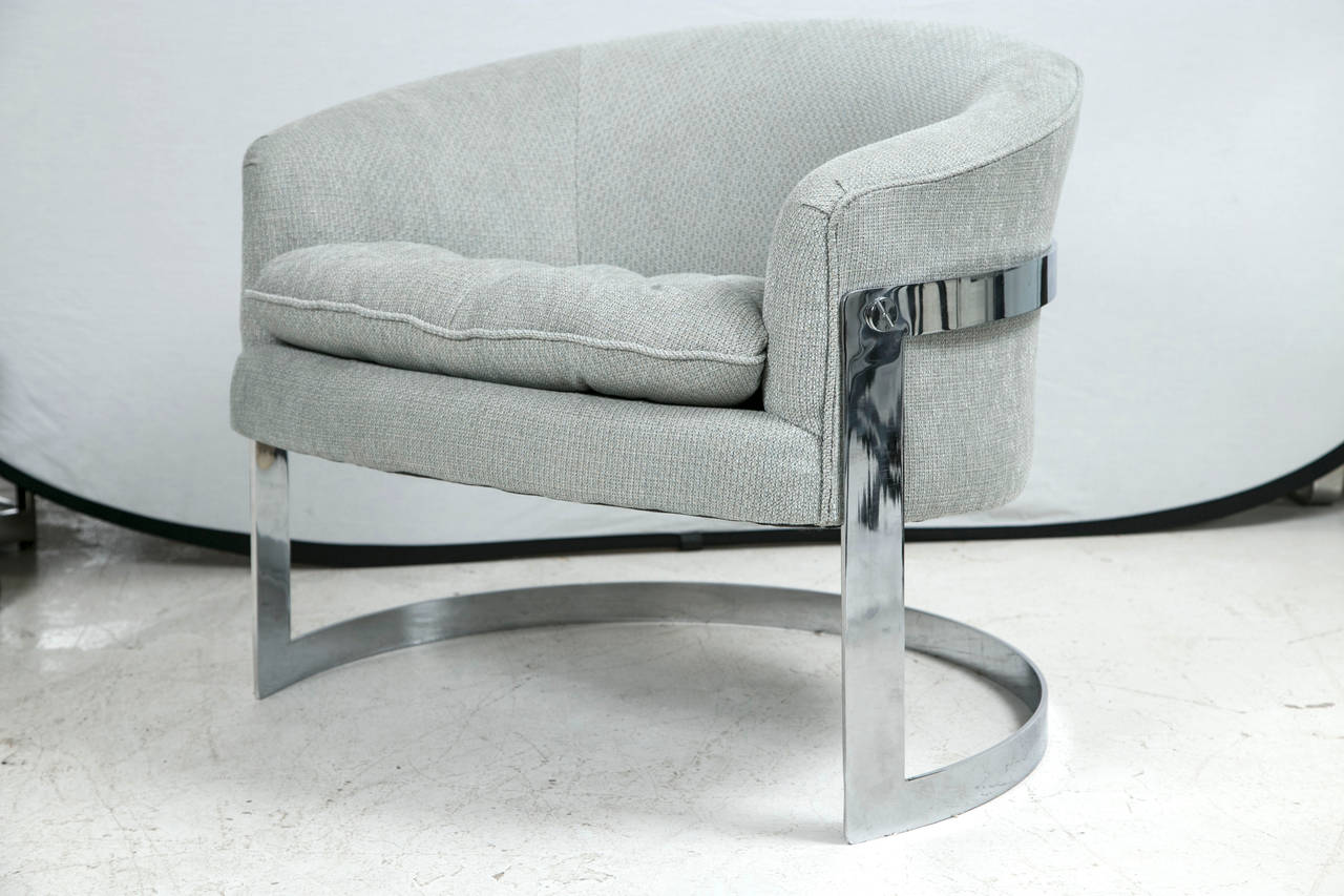 Mid-Century Modern Milo Baughman Barrel Back Chrome Lounge Chair