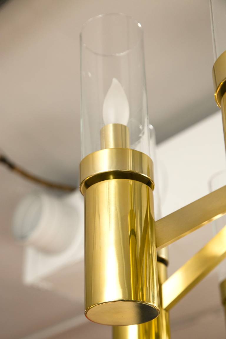 Ottone Lampadario a uragano Lightolier del Medioevo in vendita