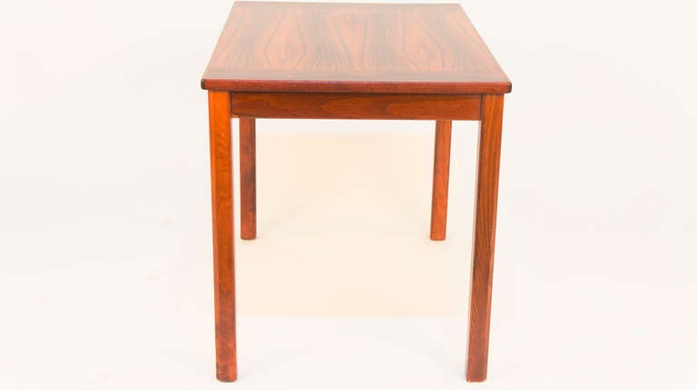 Scandinavian Modern Side Table In Excellent Condition For Sale In New York, NY