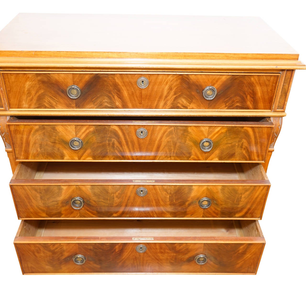 Renaissance Revival Chest In Excellent Condition In New York, NY