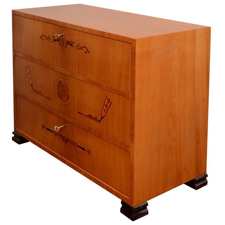 An Art Deco Chest of Drawers