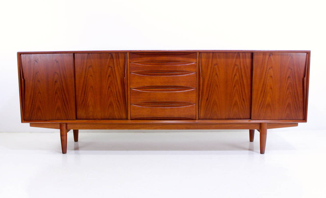 Scandinavian Modern Danish Modern Teak Credenza by Dyrlund For Sale