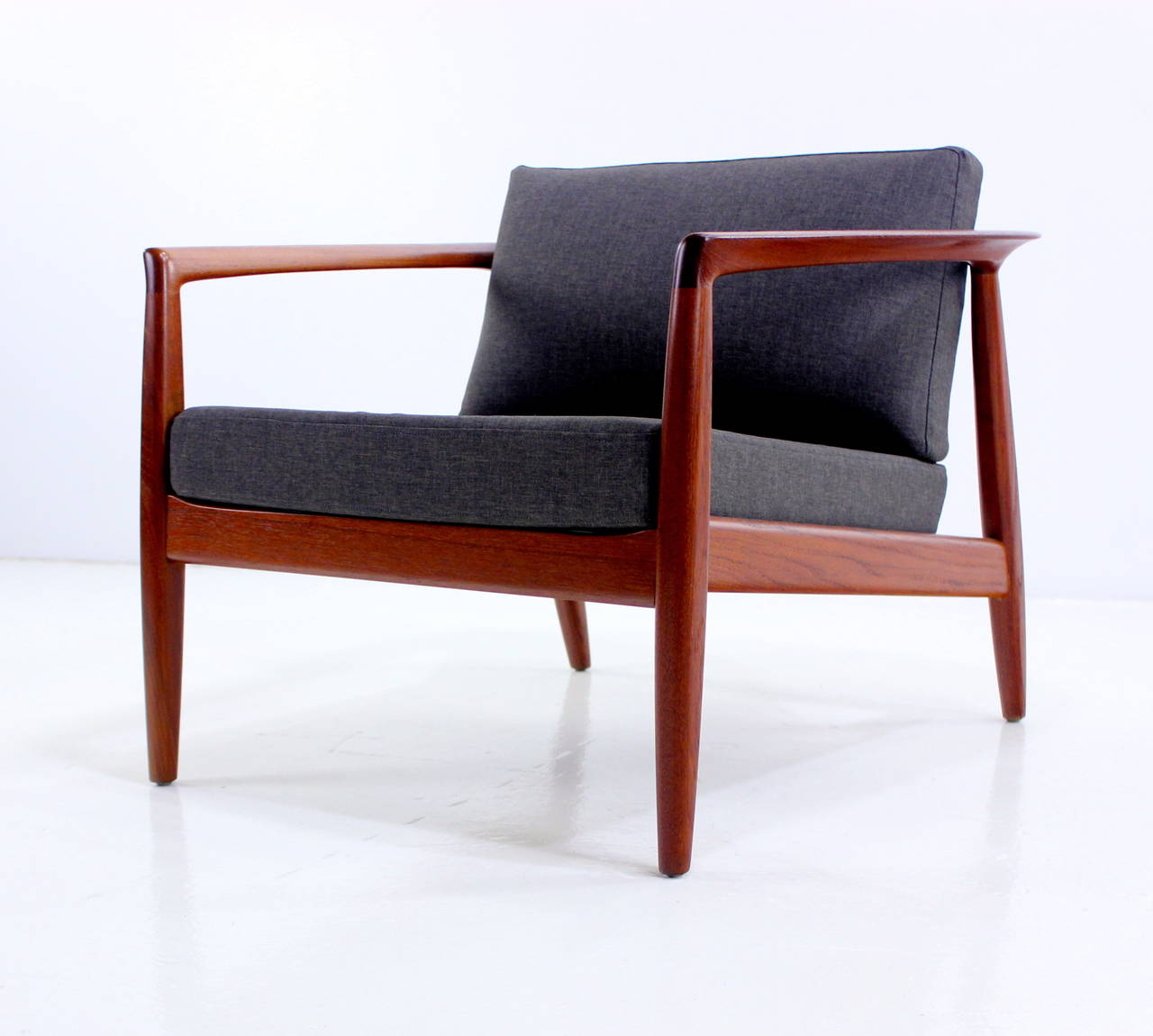 Pair of Danish Modern Teak Armchairs Designed by Folke Ohlsson for DUX For Sale 3