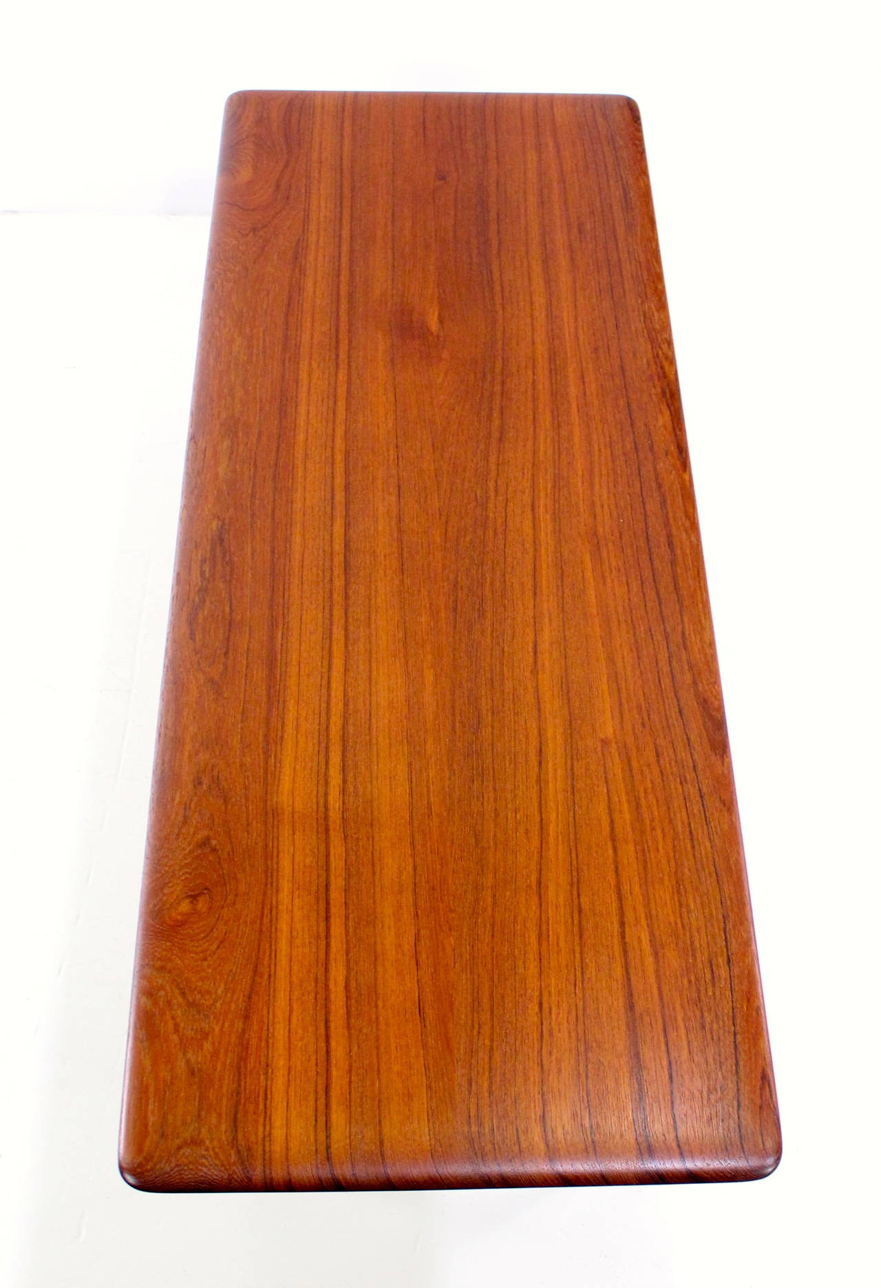 Danish Modern Solid Teak Cocktail or Coffee Table Designed by Peter Hvidt In Excellent Condition For Sale In Portland, OR