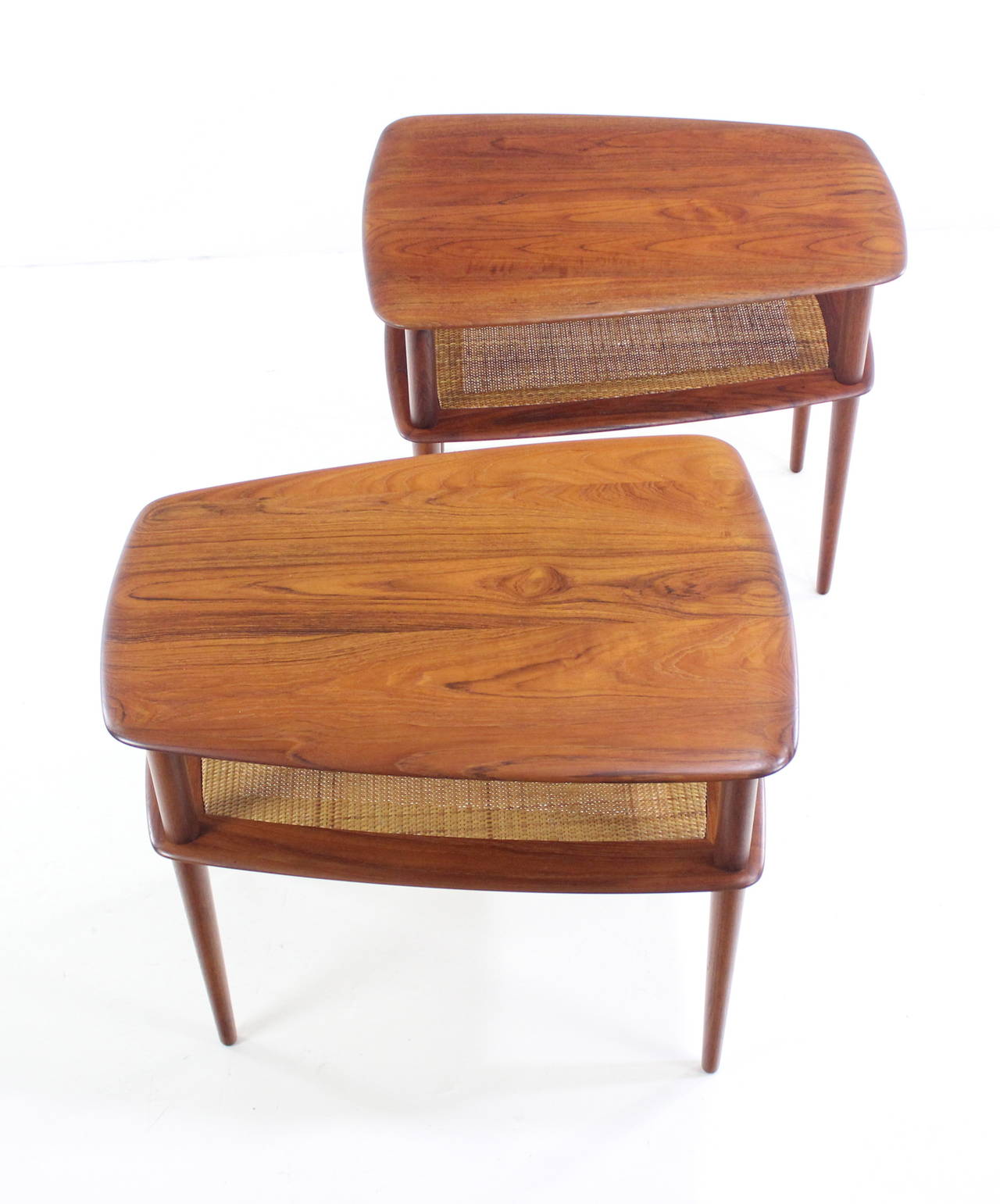 Scandinavian Modern Pair of Danish Modern Solid Teak End or Side Tables Designed by Peter Hvidt For Sale