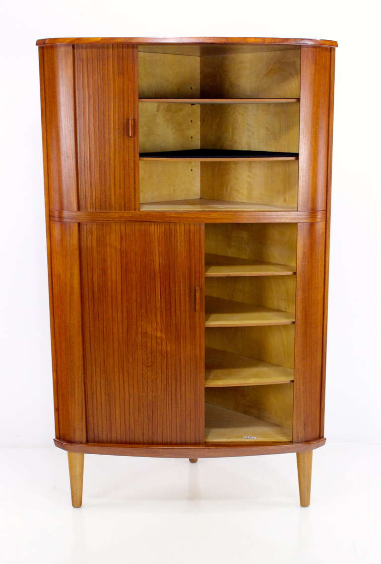 Danish Modern Teak Corner Cabinet Designed by Skovmand Andersen In Excellent Condition For Sale In Portland, OR