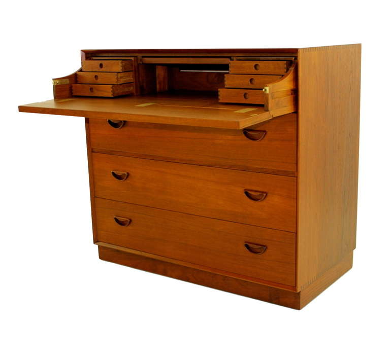 Danish Modern Solid Plank Teak Cabinet/Desk/Dresser Designed by Peter Hvidt In Excellent Condition For Sale In Portland, OR