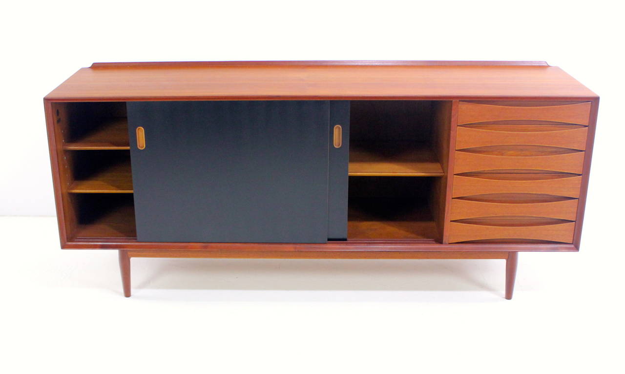 Scandinavian Modern Danish Modern Teak Credenza Designed by Arne Vodder For Sale