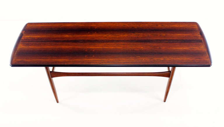 Danish Modern Rosewood Coffee Table Designed by Tova & Edvard Kindt-Larsen In Excellent Condition For Sale In Portland, OR