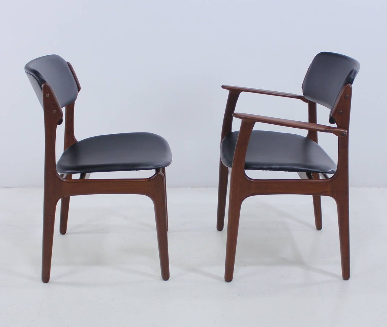 Rare Set of Eight Danish Modern Teak Dining Chairs Designed by Erik Buck In Excellent Condition For Sale In Portland, OR