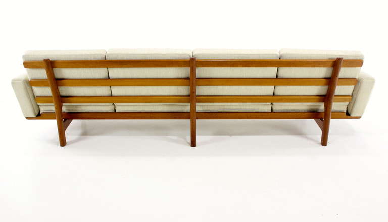 20th Century Exceptional Danish Modern Sofa Designed by Hans Wegner For Sale