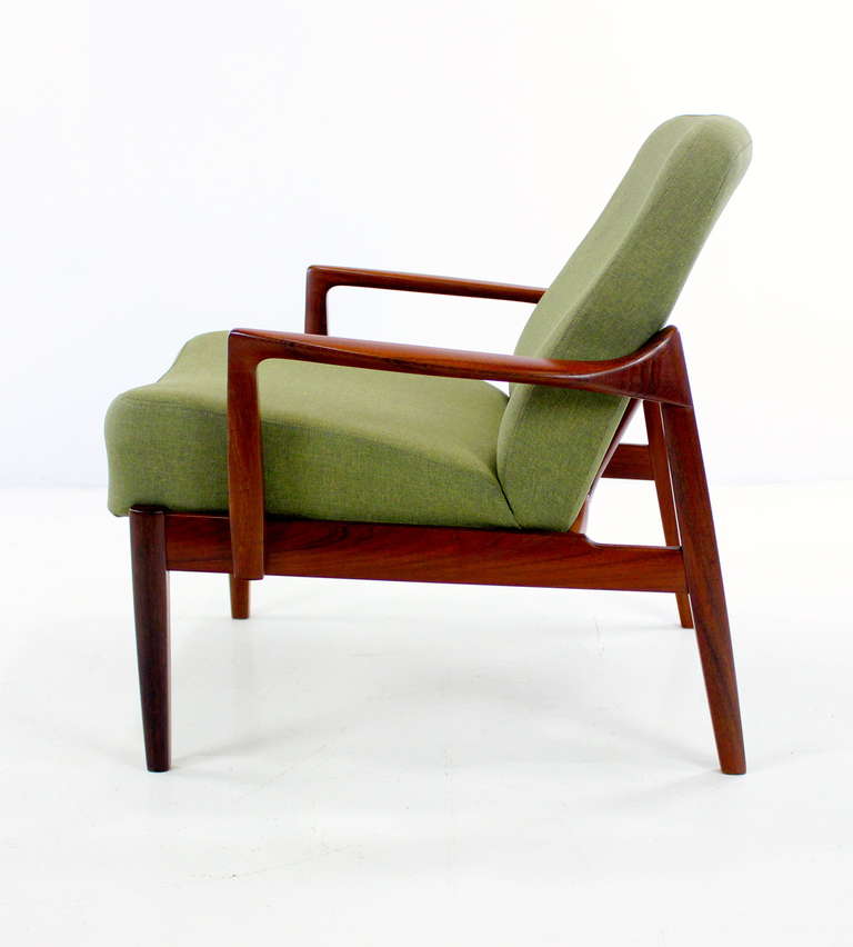 Pair of Danish Modern Teak Armchairs Designed by Edvard Kindt Larsen For Sale 1