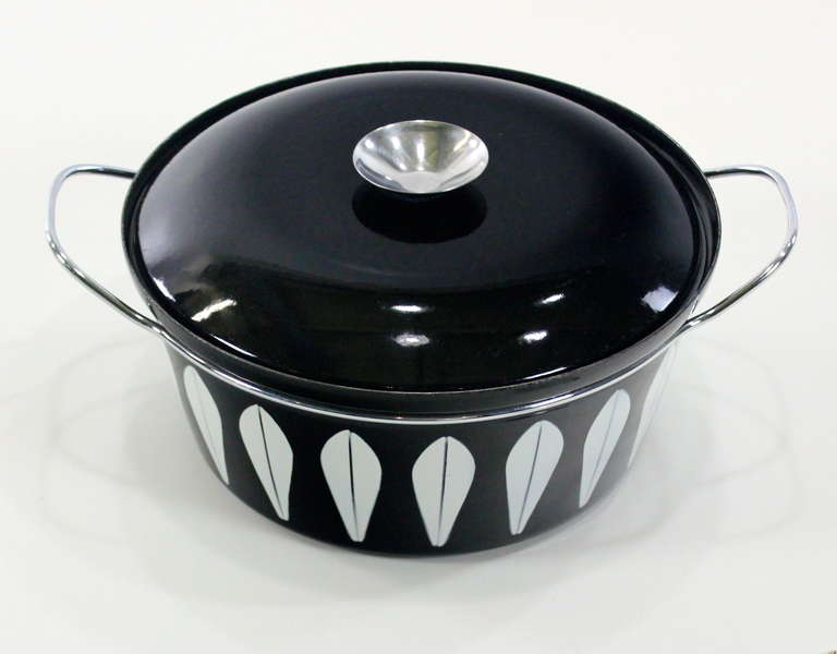 Enamel Casserole Dish Designed by Grete Kittelsen