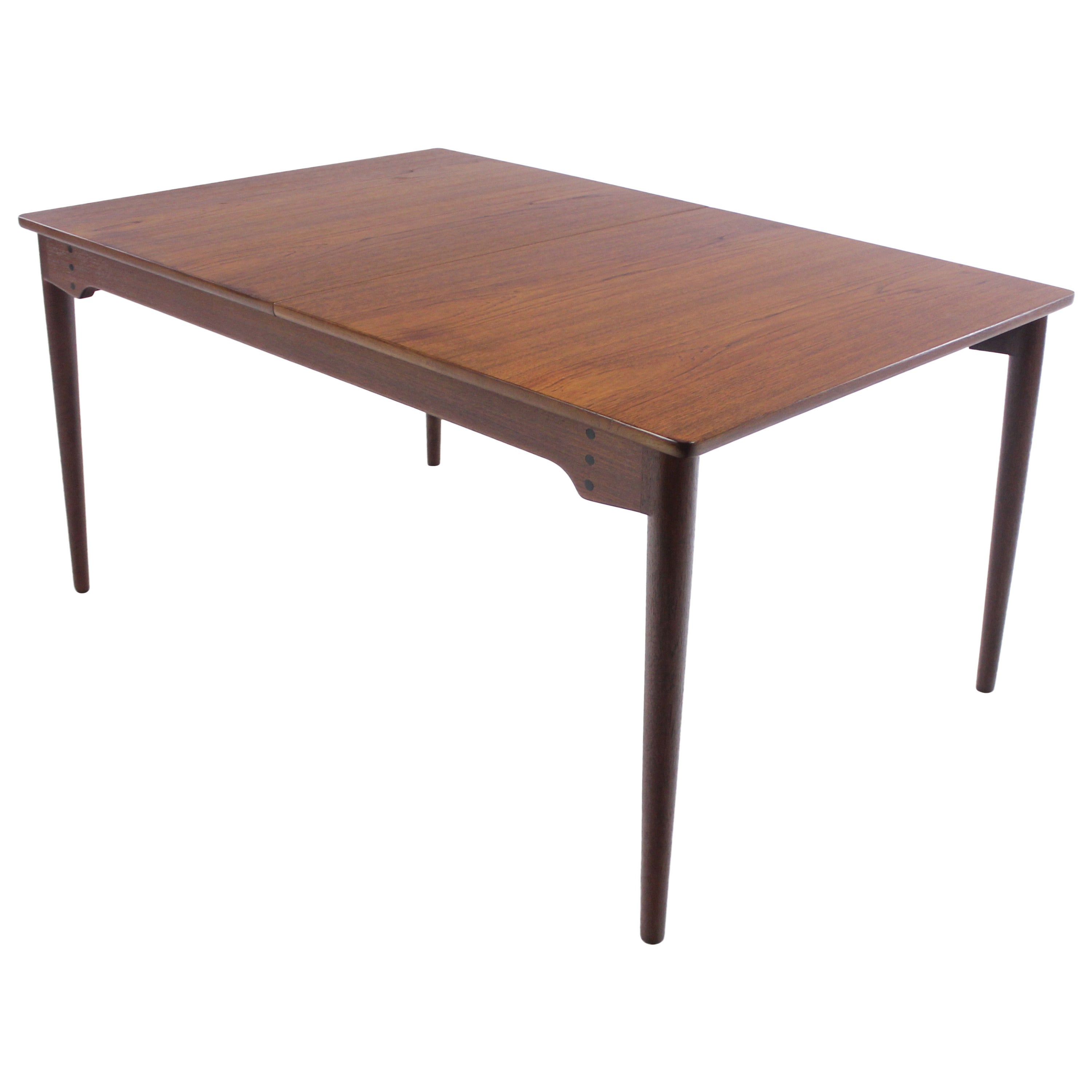 Rare Danish Modern Dining Table with Two Leaves Designed by Finn Juhl For Sale