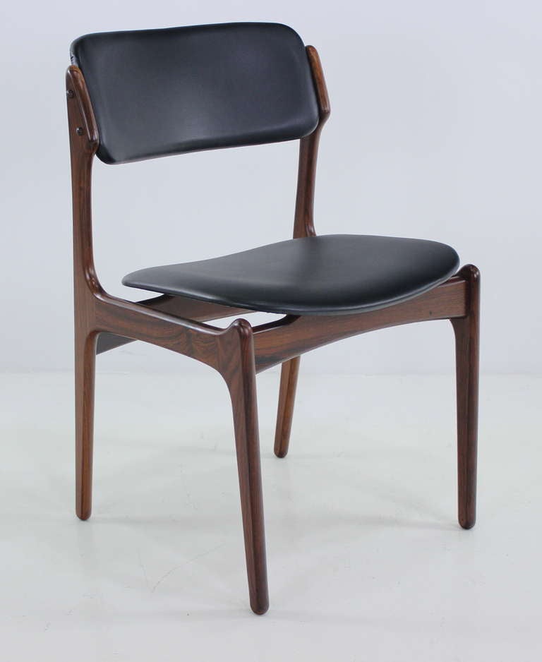 Scandinavian Modern Set of Six Danish Modern Rosewood Dining Chairs Designed by Erik Buck For Sale