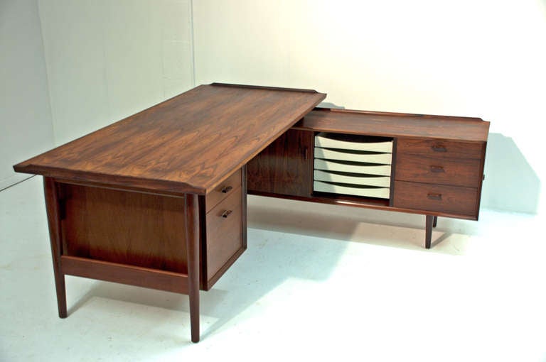 Mid-20th Century Arne Vodder for Sibast L-shaped Executive Desk and Sideboard