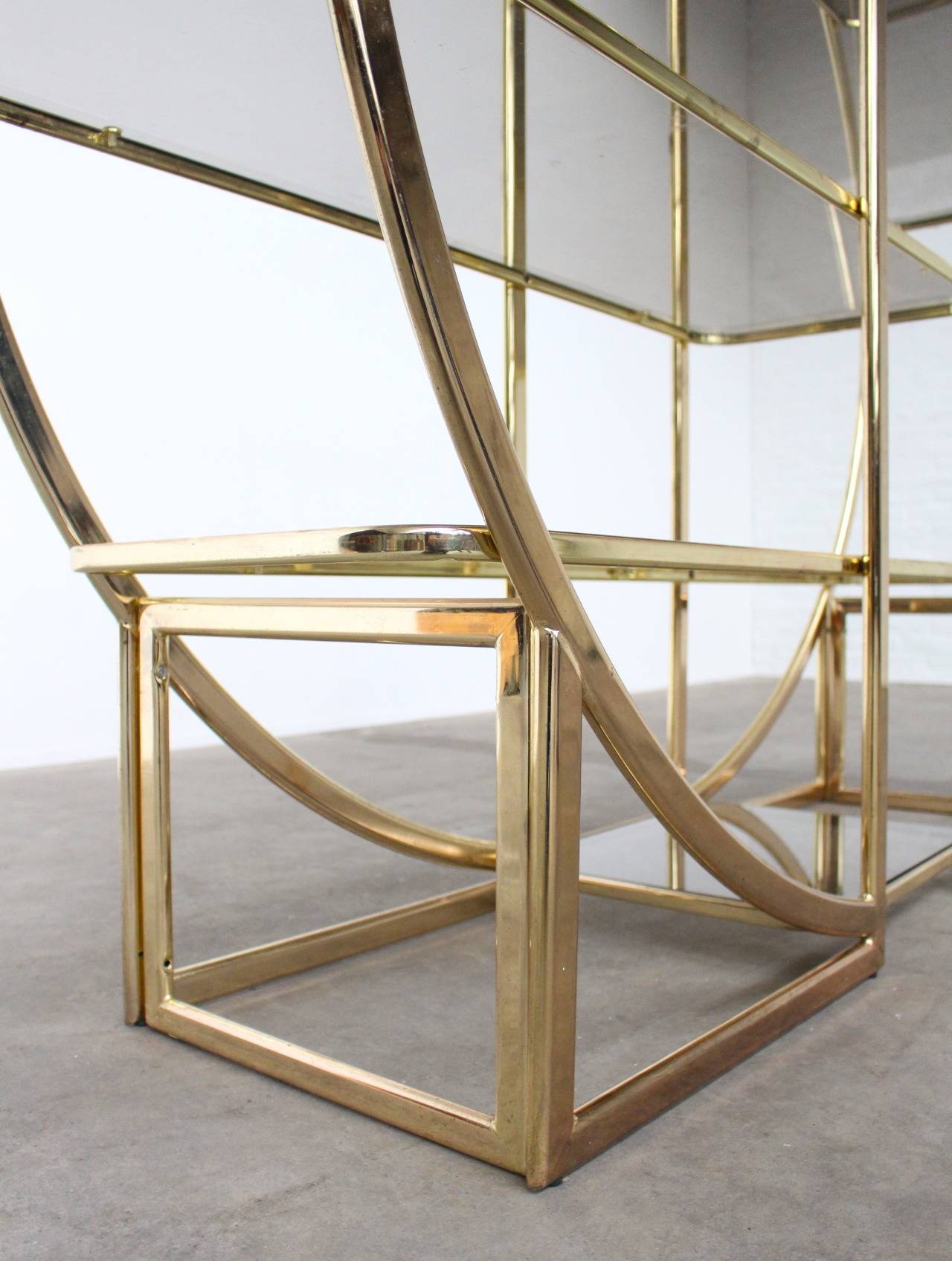 circular etagere