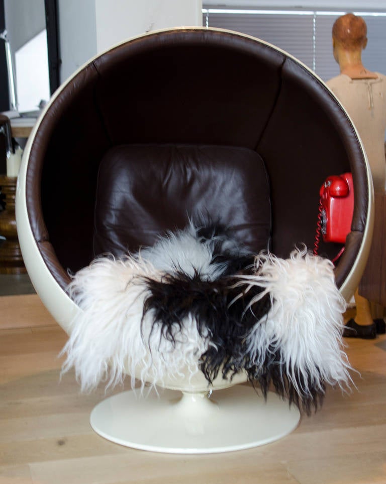 Extremely rare Ball chair by Eero Aarnio made by Asko with phone !! 1