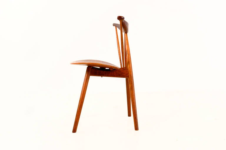 Rare piano chair.  Designed by Vilhelm Wohlert in 1955 for P. Jeppesen Mobelfabrik, Denmark.
Rare 1st edition in excellent condition.
Very decorative piece!!!