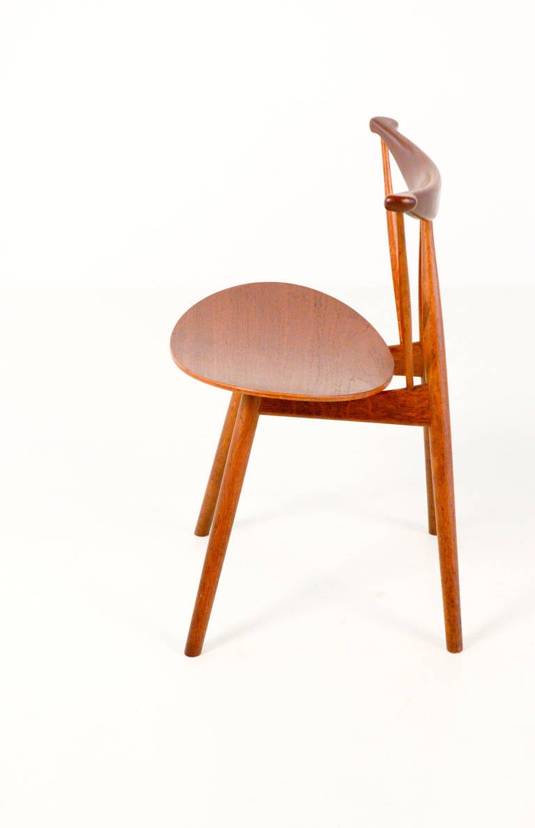 Danish Extreme Rare Piano Chair by Vilhelm Wohlert, Excelent Condition.