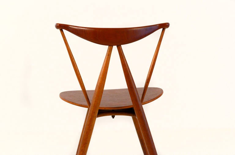 Extreme Rare Piano Chair by Vilhelm Wohlert, Excelent Condition. 2