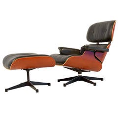 Charles Eames Lounge Chair & ottoman  in Excellent Condition