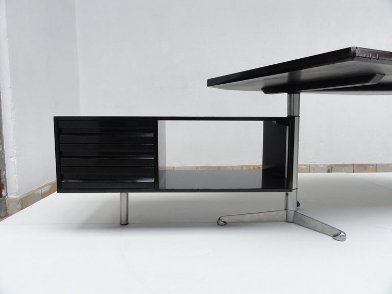 SALE! Impressive Osvaldo Borsani T96 executive desk, 1956, Tecno, Italy SALE! 2