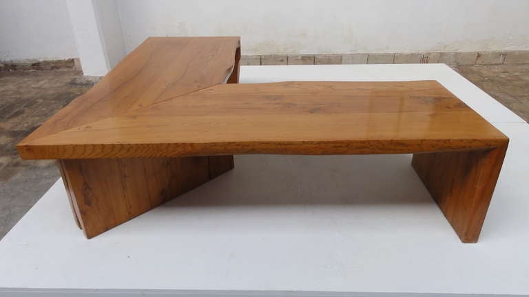 Mid-20th Century Italian Custom Made Rustic Walnut Corner Table / Bench 1960's