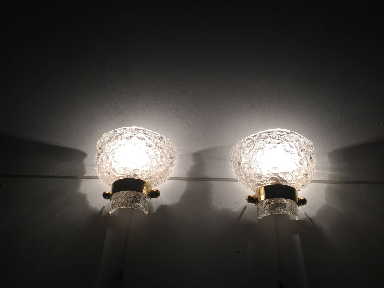 Mid-Century Modern Textured Ice Crystal Glass & Brass Wall Sconces by Kaiser Germany 1960's For Sale