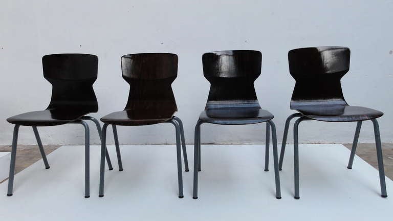 Late 20th Century Set of 12 stackable Pacwood Galvanitas Industrial chairs, The Netherlands