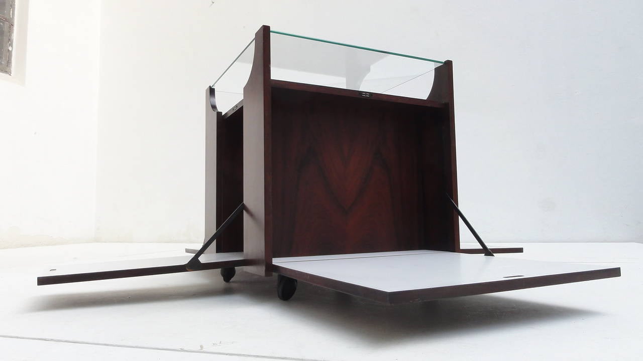 Stunning Bar by Bruno Munari, Rare Early Mahogany Edition 1962, Stildomus, Italy Vidrio en venta