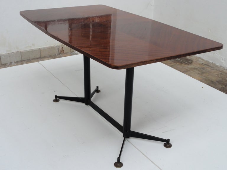 Superb Tulipwood writing table/desk by Ignazio Gardella , 1950 3