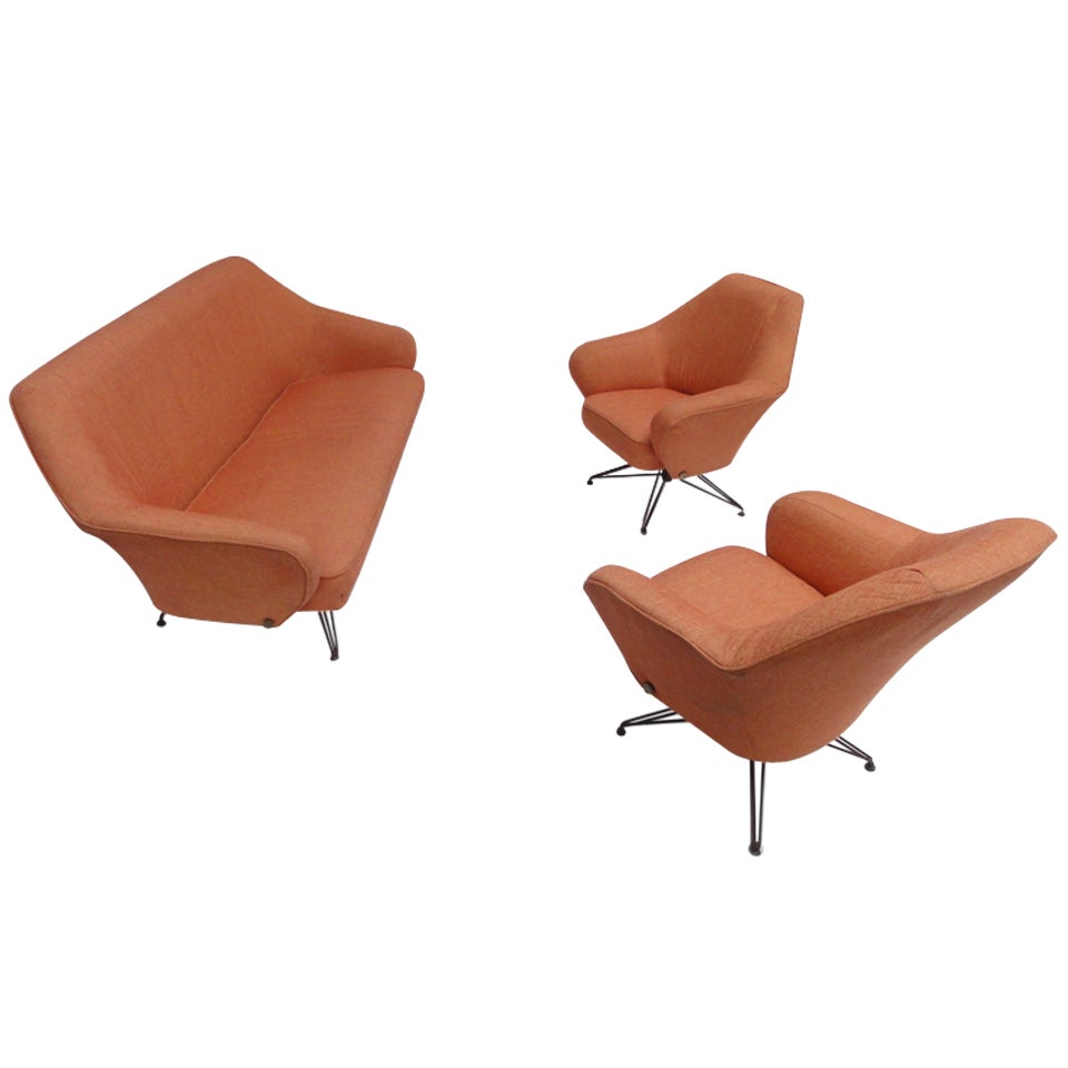 Borsani lounge set, pair of P32 lounge chairs with matching super rare D32 sofa at 1stdibs