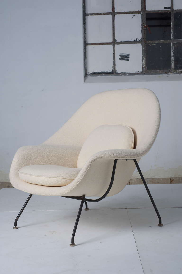 1950's Eero Saarinen ''Womb Chair'' Knoll International USA edition In Good Condition In bergen op zoom, NL