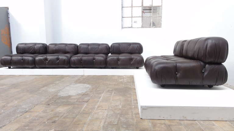 This set is currently  located in Chicago so no import duties and cheaper rate shipping for our American friends.

This is a super rare find, a large 6 piece Mario Bellini 'Camaleonda' modular sofa  finished in the original and  beautiful