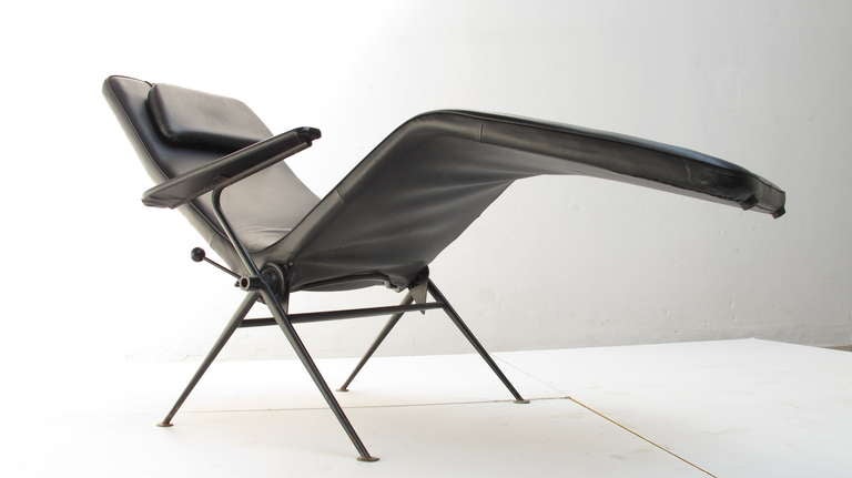 Mid-Century Modern Mauser 1950's adjustable reclining chaise longue, Germany