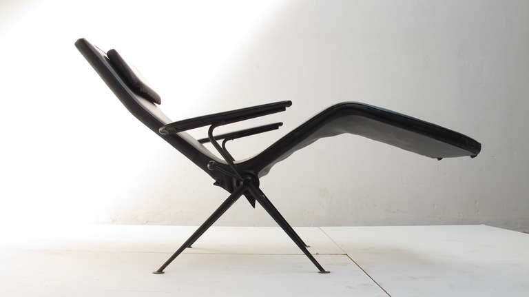 Mid-20th Century Mauser 1950's adjustable reclining chaise longue, Germany