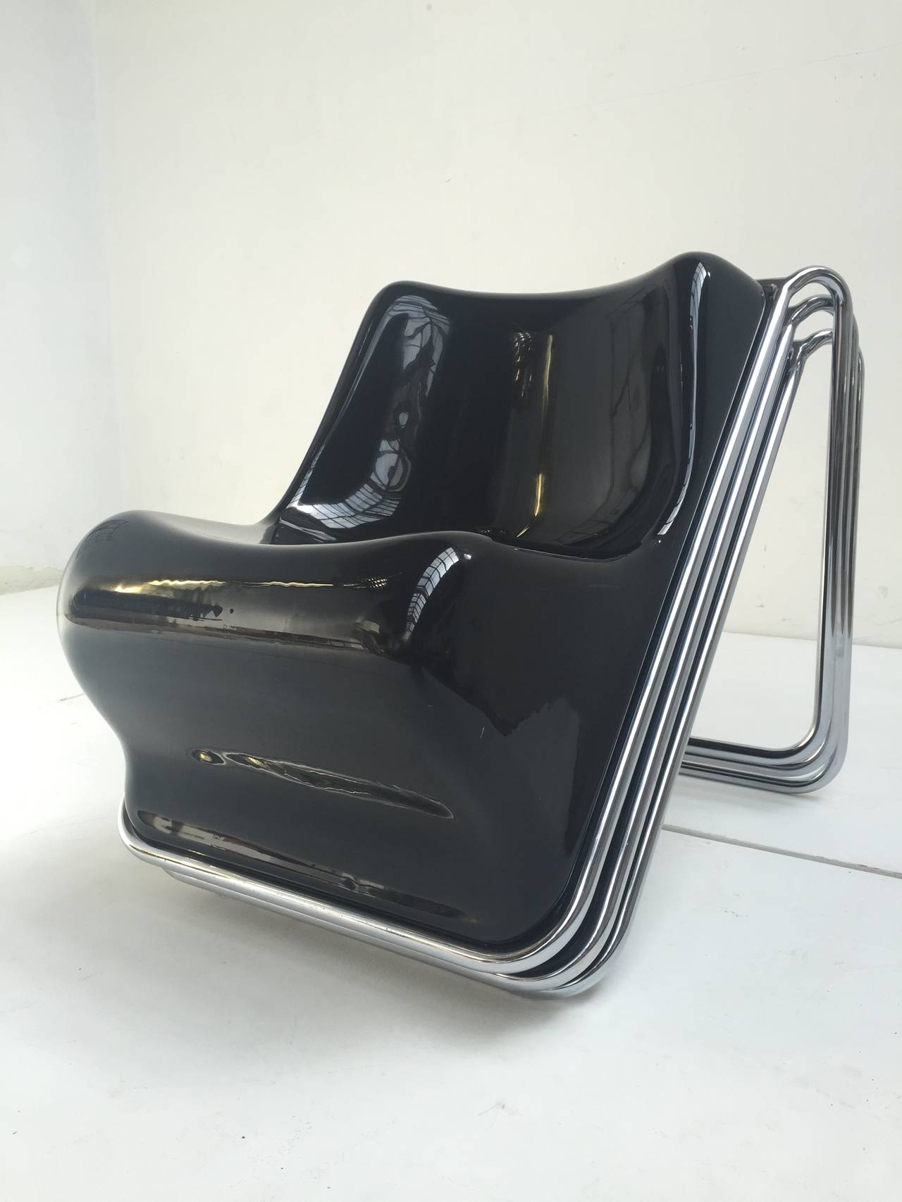 Chrome P110 Lounge Chairs by Rosselli, Partner of Gio Ponti, Exhibited at MoMA, NY