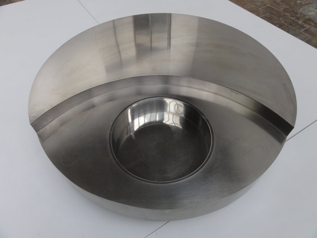 Polished Willy Rizzo TRG Revolving Coffeetable Studio Willy Rizzo Italy