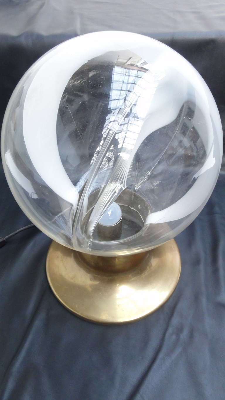Rare Murano Glass Sphere and Brass Table Lamp by Gino Vistosi, Italy, 1960s 1