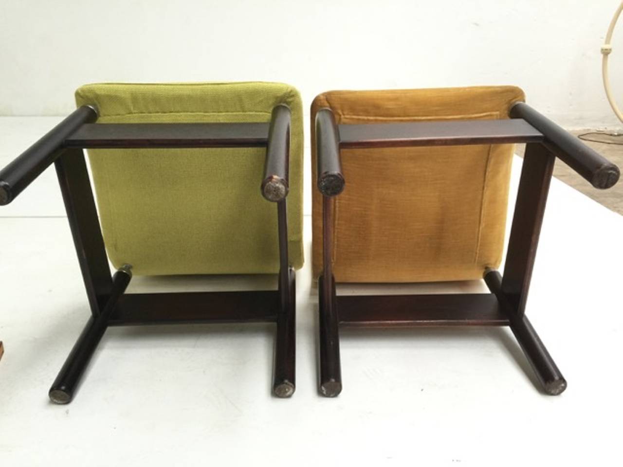 Eight 'Chelsea' Rosewood Chairs, Vittorio Introini for Saporiti, Italy, 1966 In Fair Condition In bergen op zoom, NL